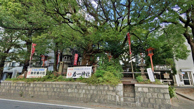 京都府にある座敷わらしが出るスポット「若一神社」